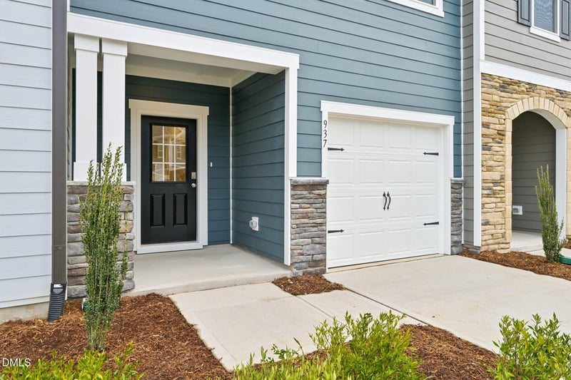 1345 Hammond Dr, Mebane, NC 27302