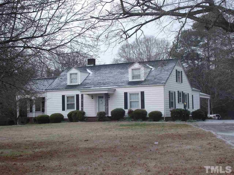 1346 Old Apex Rd, Cary, NC 27511