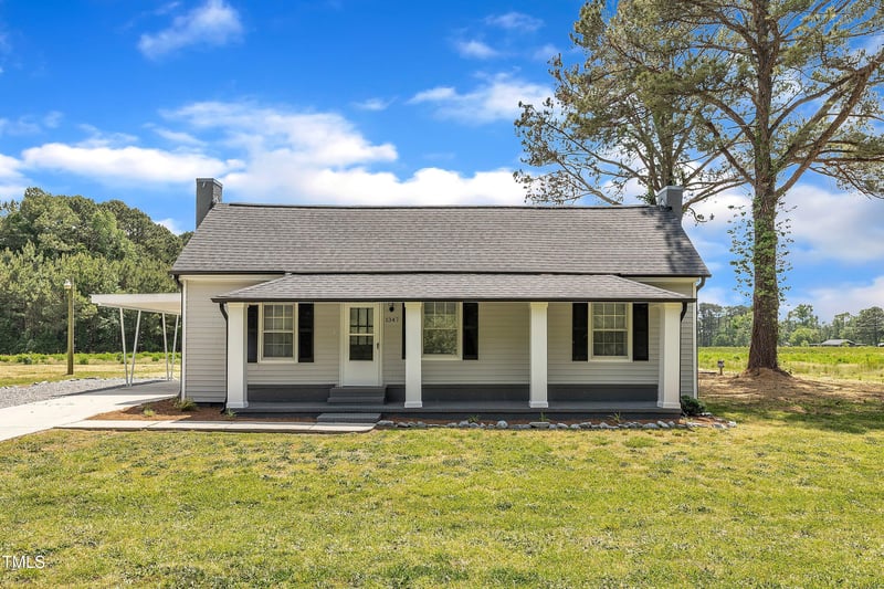 1347 Crocker Rd, Smithfield, NC 27577