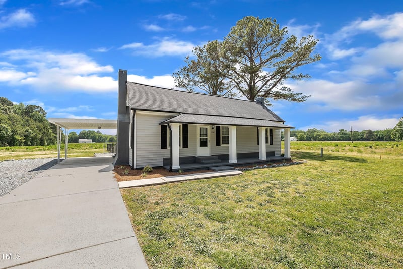 1347 Crocker Rd, Smithfield, NC 27577
