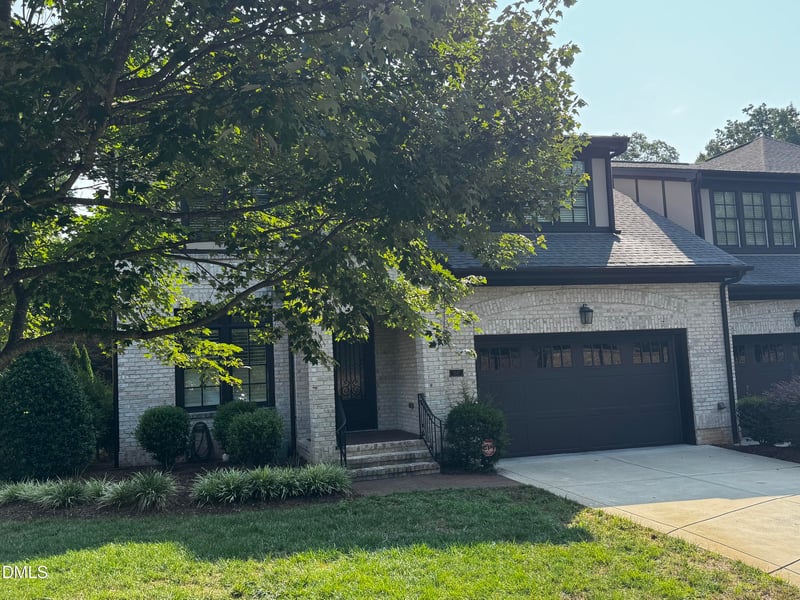 1347 Queensferry Rd, Cary, NC 27511