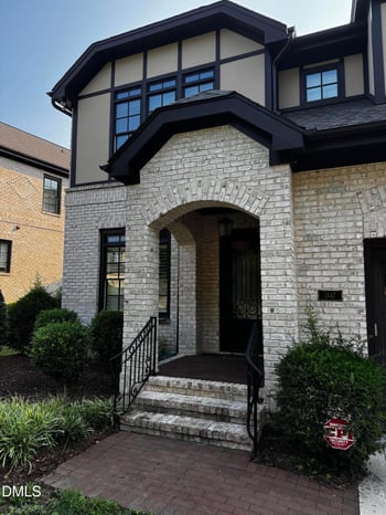 1347 Queensferry Rd, Cary, NC 27511