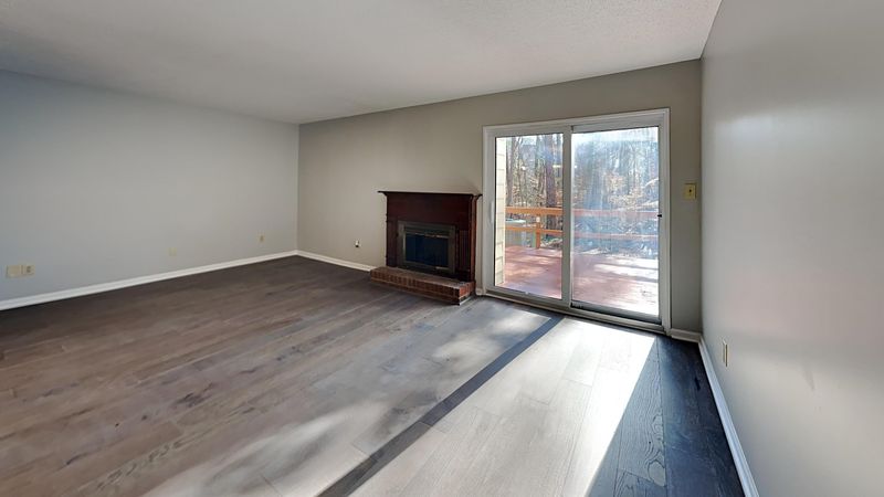 1349 Springlawn Ct, Raleigh, NC 27609