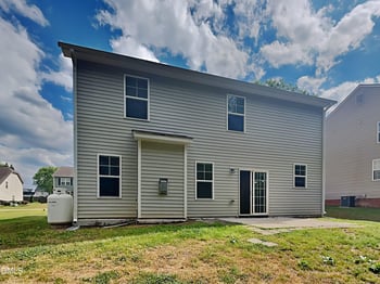 135 Ambergate Dr, Youngsville, NC 27596
