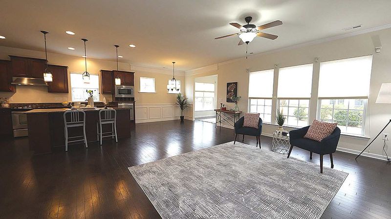 135 Arvind Oaks Cir, Cary, NC 27519