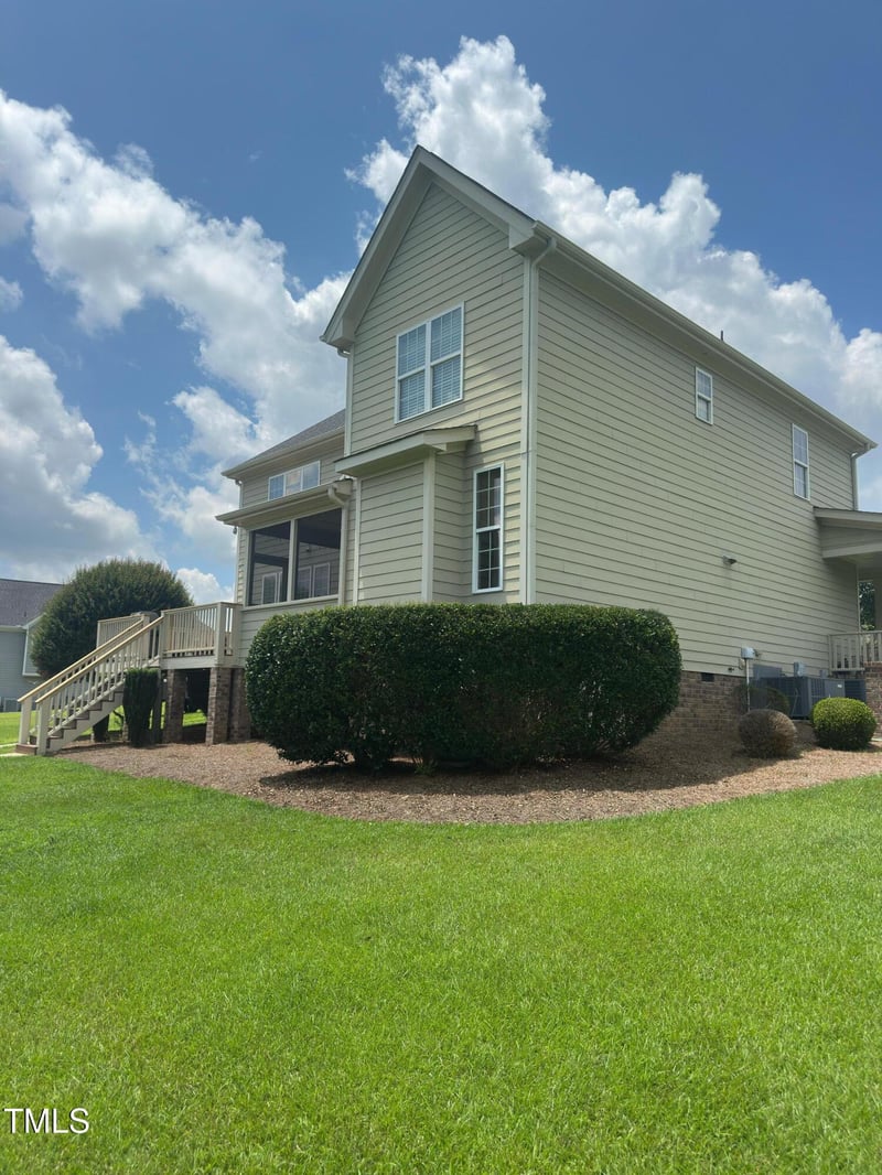 135 Brookstone Way, Angier, NC 27501