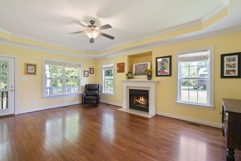 135 Cattle Farm Dr, Raleigh, NC 27603