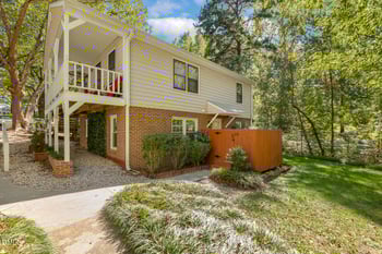 135 Drummond Pl, Cary, NC 27511