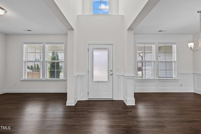 135 Glenfield Ln, Burlington, NC 27215
