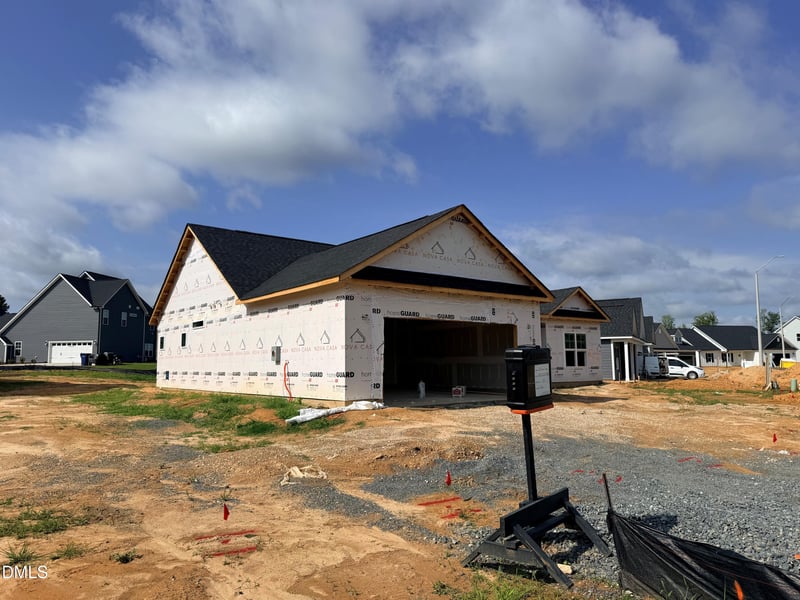 135 Grinnell Loop, Sanford, NC 27332