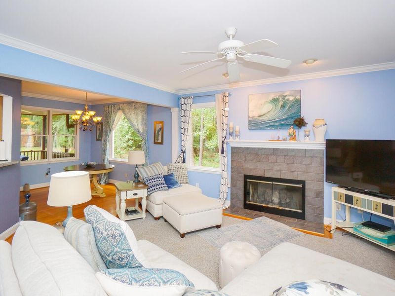 135 Hamlet Grove Dr, Pittsboro, NC 27312