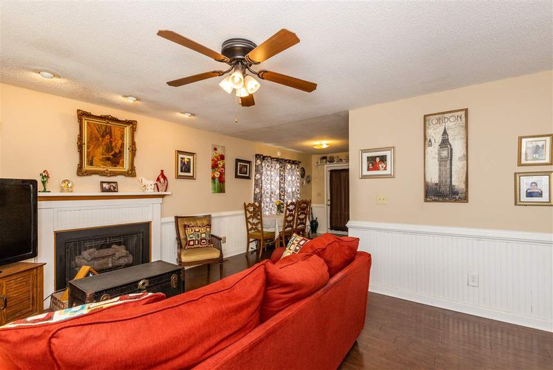 135 Hillcrest Cir, Clayton, NC 27520