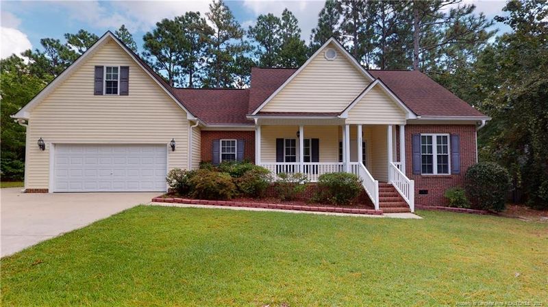 135 Lakeside Ln, Sanford, NC 27332