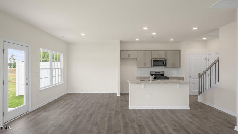 135 Leo St, Angier, NC 27501