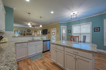 135 Lockamy Ln, Youngsville, NC 27596