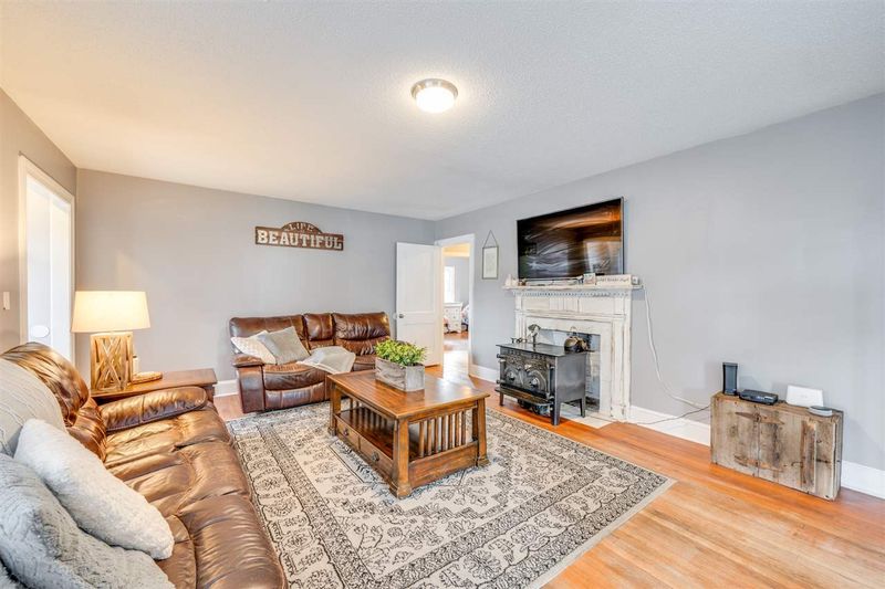 135 E Mciver St, Angier, NC 27501