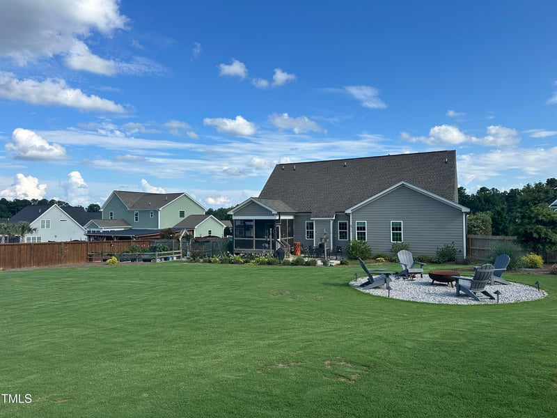 135 Meadow Lake Dr, Youngsville, NC 27596