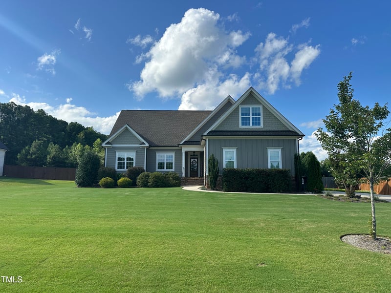 135 Meadow Lake Dr, Youngsville, NC 27596