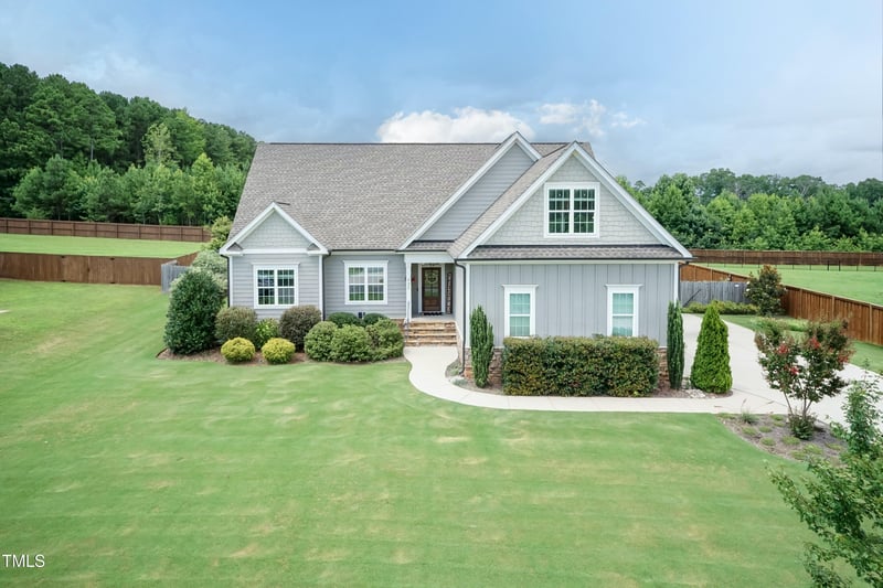 135 Meadow Lake Dr, Youngsville, NC 27596