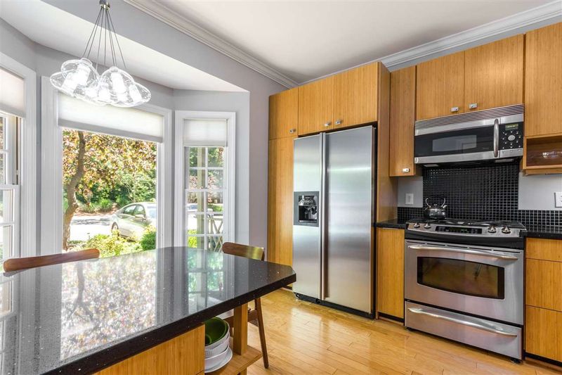 135 Rosewall Ln, Cary, NC 27511