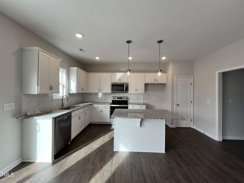 135 W Saltgrass Ln, Smithfield, NC 27577