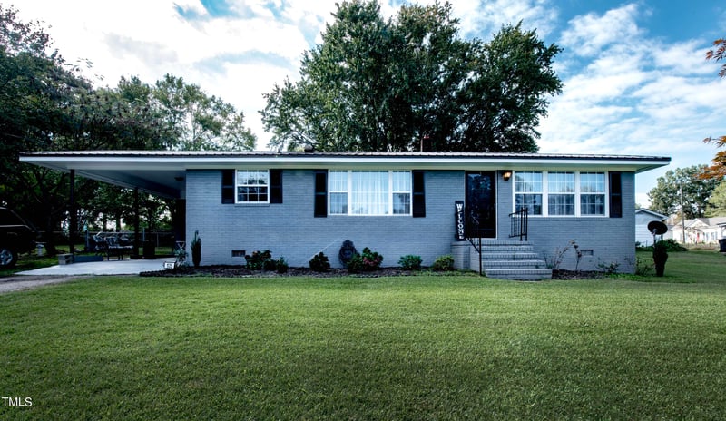 135 Stratford Dr, Wendell, NC 27591