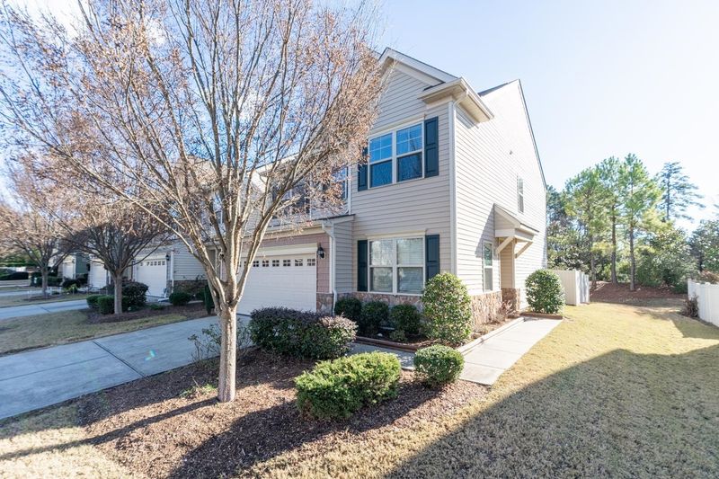 135 Torrey Heights Ln, Durham, NC 27703