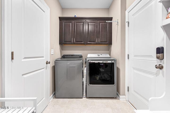 135 Wellesley Dr, Clayton, NC 27520