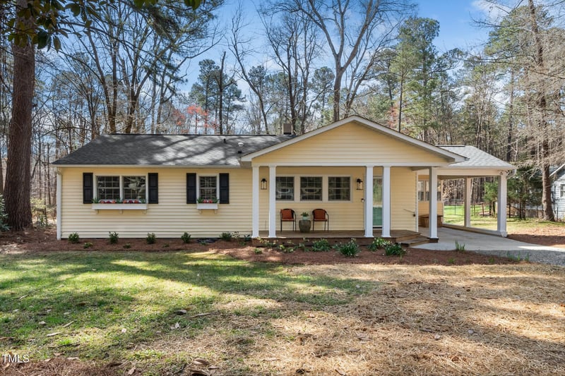 135 Windsor Cir, Chapel Hill, NC 27516