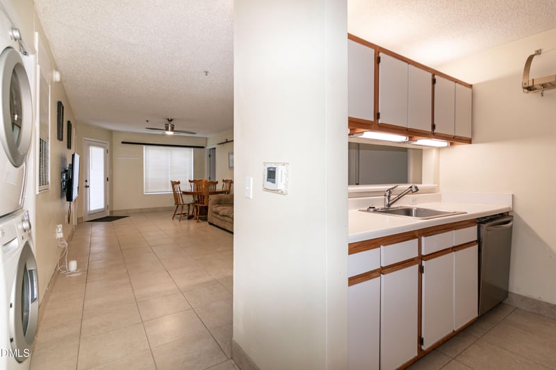 1351 Crab Orchard Dr #101, Raleigh, NC 27606