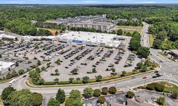 1351 Stone Lion Dr, Fuquay Varina, NC 27526