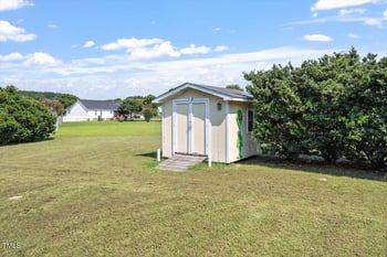 1352 Smith Rd, Smithfield, NC 27577