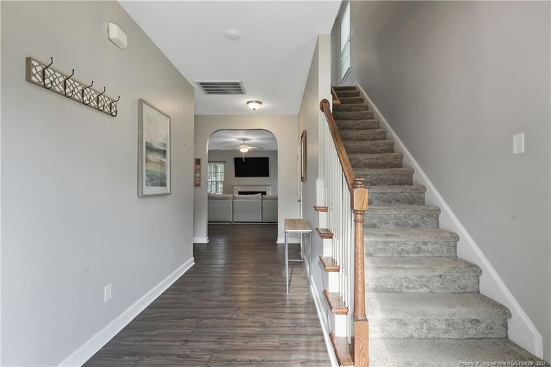1352 Vandenberg Dr, Fayetteville, NC 28312