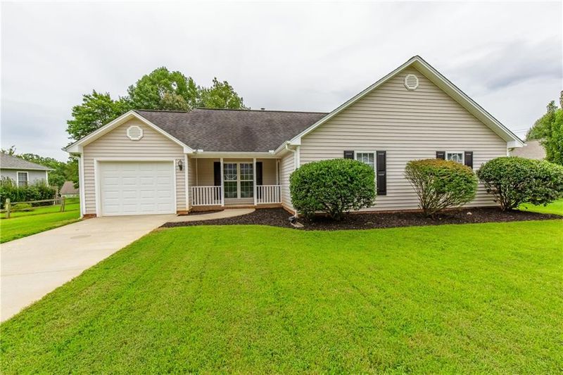 1356 Durham Meadows Dr, Burlington, NC 27217