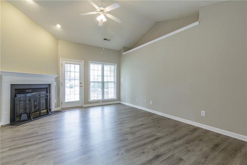 1356 Durham Meadows Dr, Burlington, NC 27217