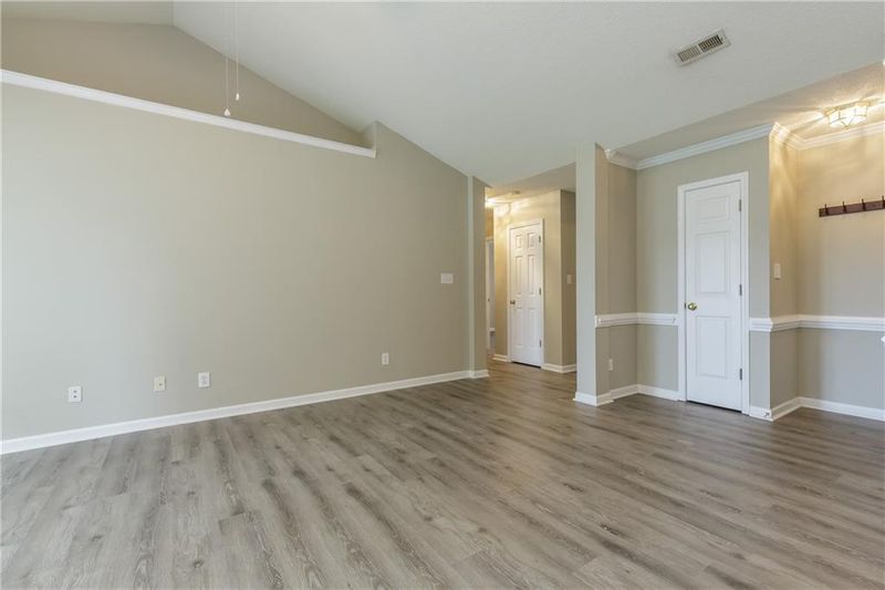1356 Durham Meadows Dr, Burlington, NC 27217