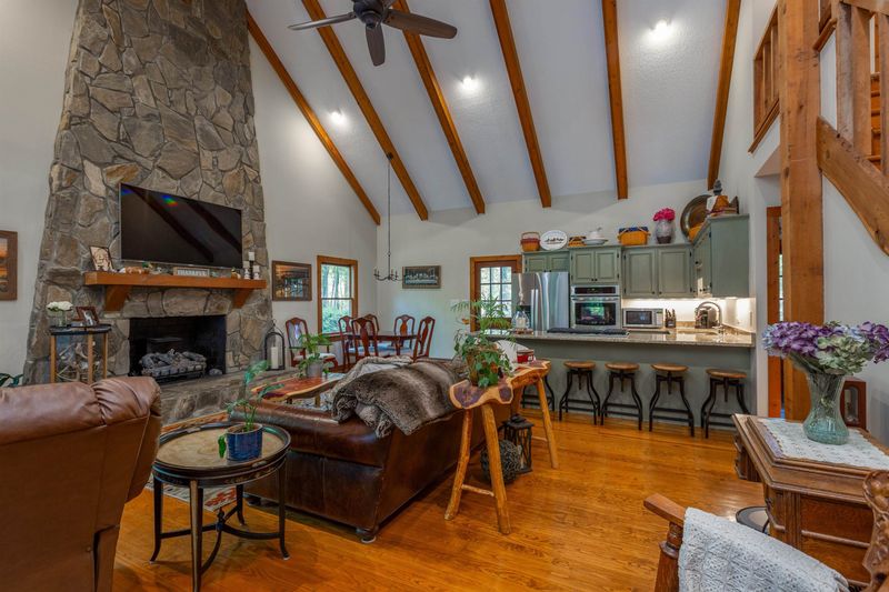 1356 Olivers Grove Rd, Four Oaks, NC 27524