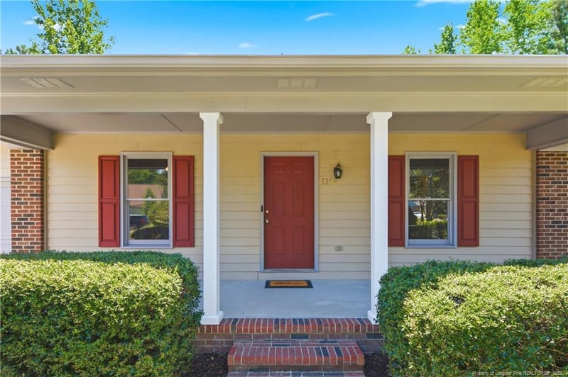 1358 Oak Knolls Dr, Fayetteville, NC 28314