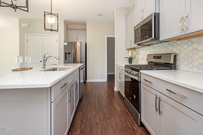 136 Ashlar Ct, Cary, NC 27519