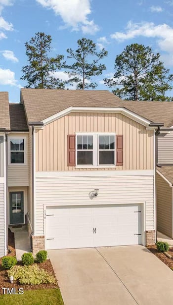 136 Ashlar Ct, Cary, NC 27519