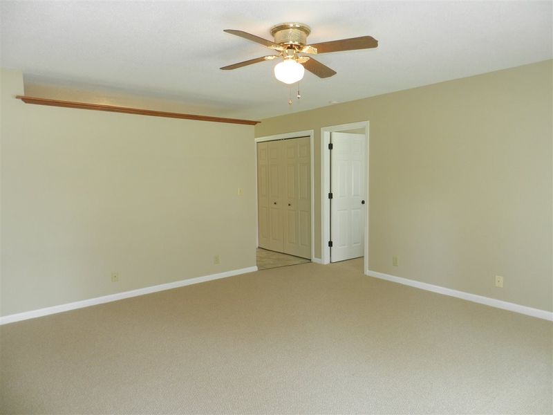 136 Benton Pl, Angier, NC 27501