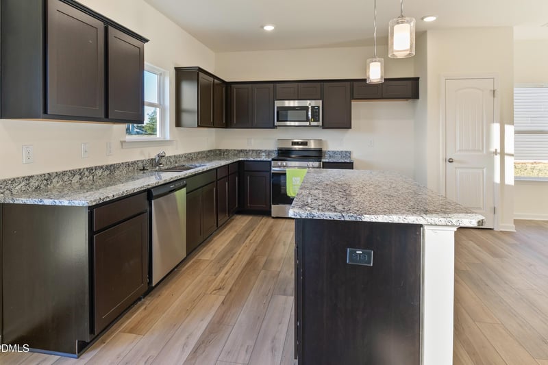 136 Bruce Dr, Dunn, NC 28334