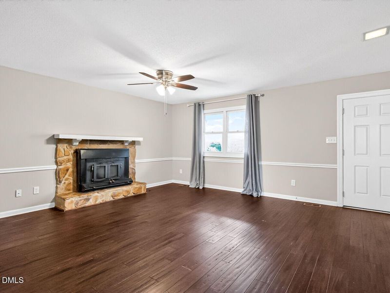 136 Candlewick Dr, Wendell, NC 27591