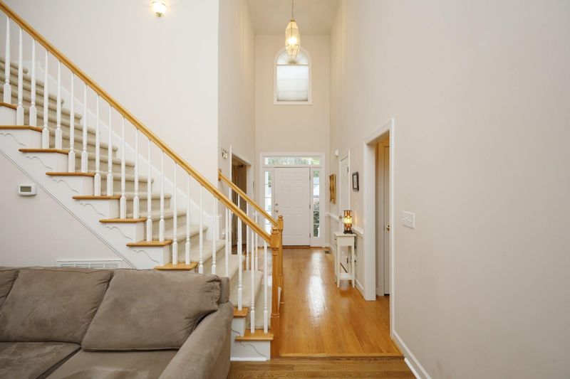 136 Castlefern Dr, Cary, NC 27513