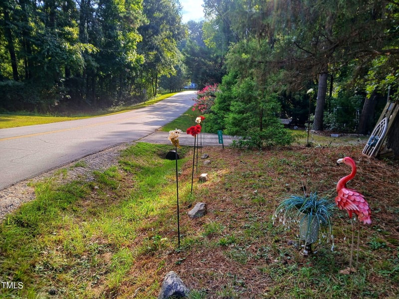 136 Creek Dr, Louisburg, NC 27549