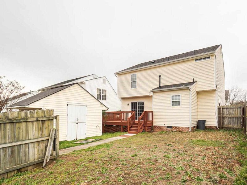 136 Danesway Dr, Holly Springs, NC 27540