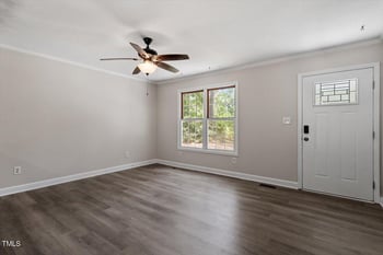 136 Dixie Ln, Youngsville, NC 27596