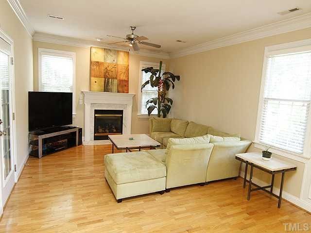 136 Eagles Nest Dr, Durham, NC 27712