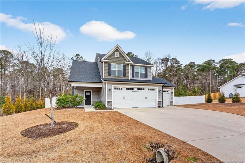 136 Edgefield Dr, Sanford, NC 27332