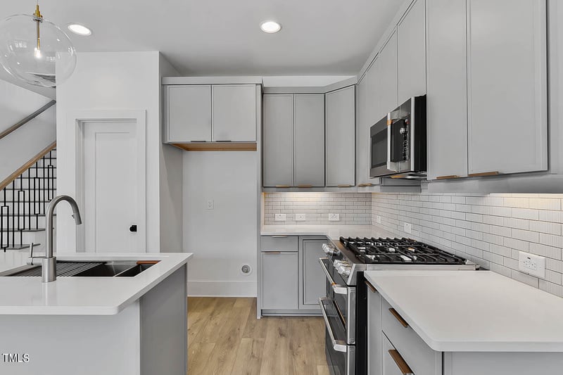 136 End Ave #4, Durham, NC 27703